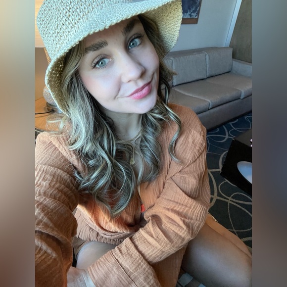 Meet your Posher, Kristy - Picture 7 of 8